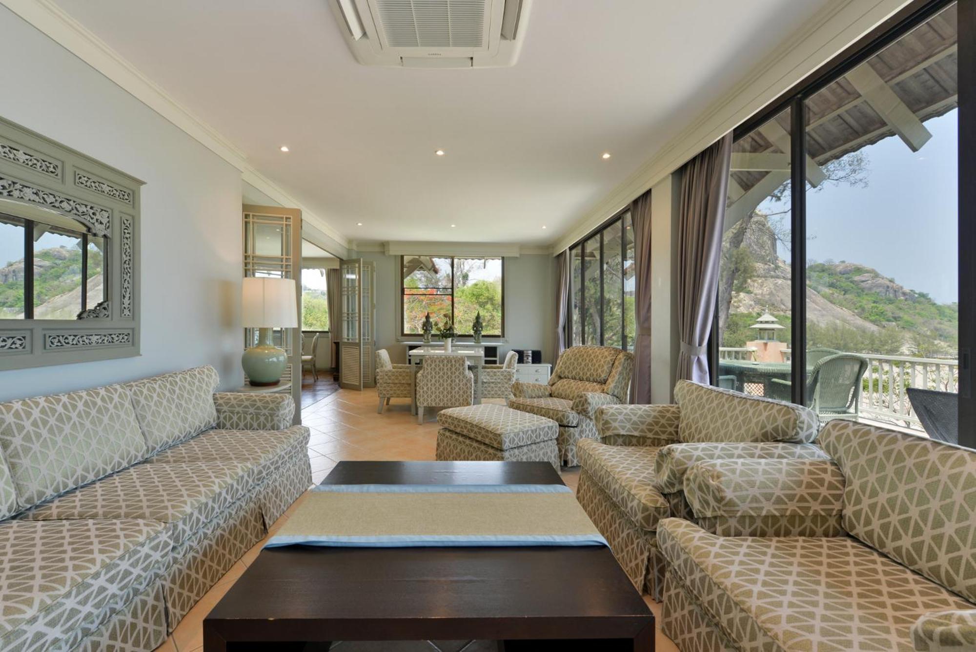 Anantasila Beach Resort HHQ Exterior photo